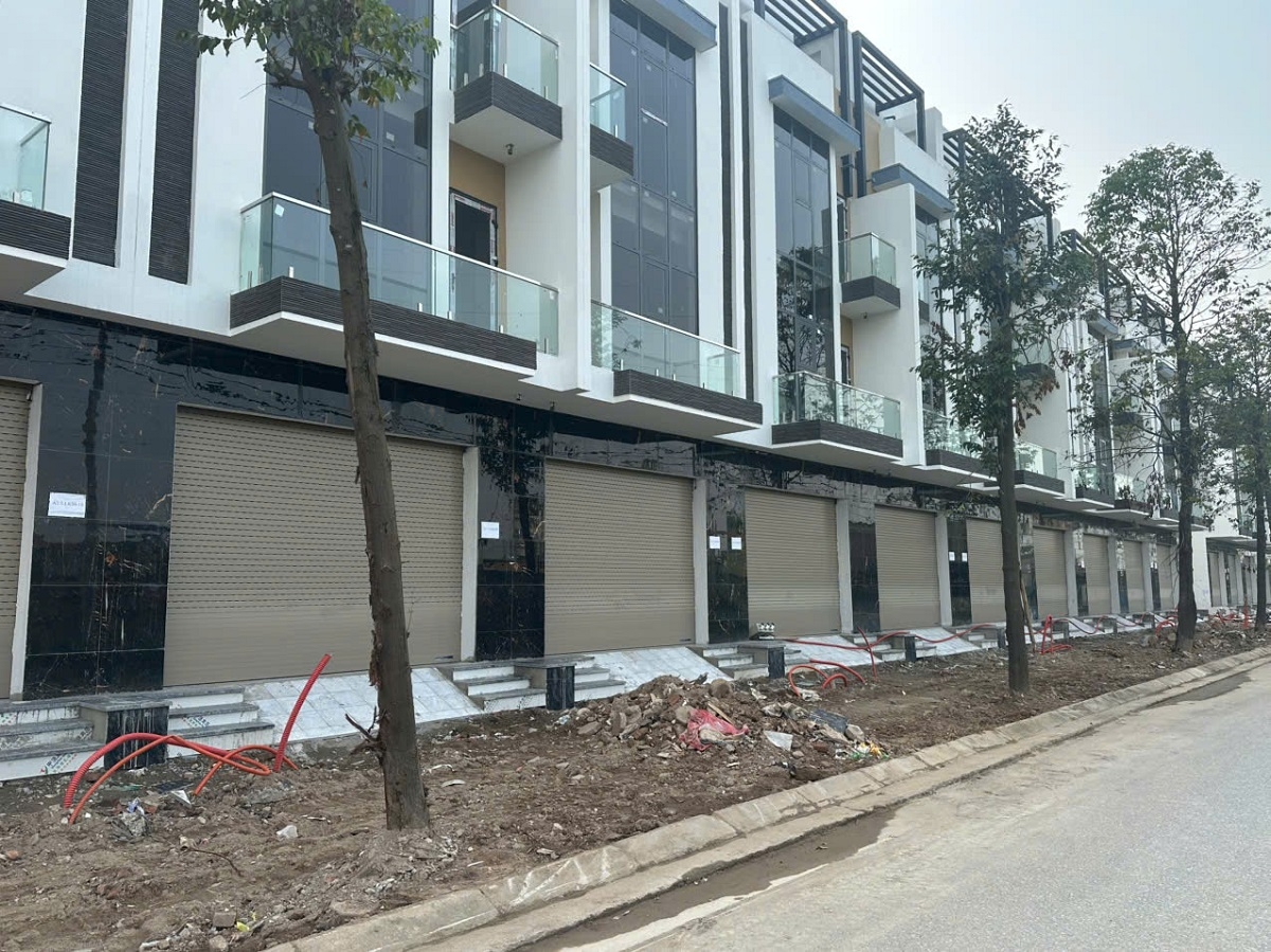 Lắp đặt cửa cuốn KĐT Thanh Hà , Phú Lương, Hà Nội
