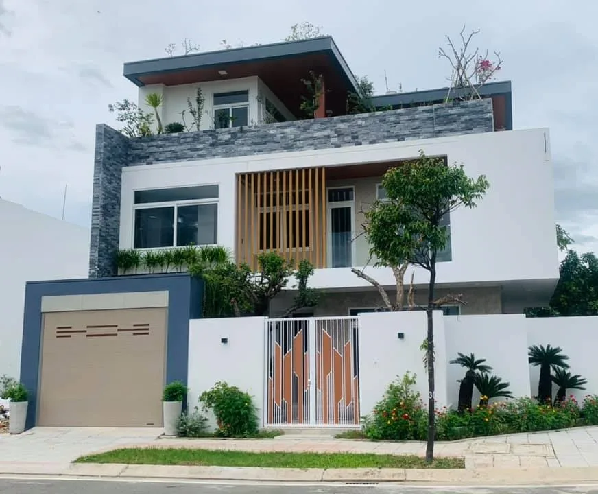 Cửa cuốn Austdoor Xuyên sáng E52iPC