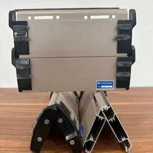 Cửa cuốn Austdoor khe thoáng DF70