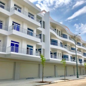 Cửa cuốn Austdoor khe thoáng E48i